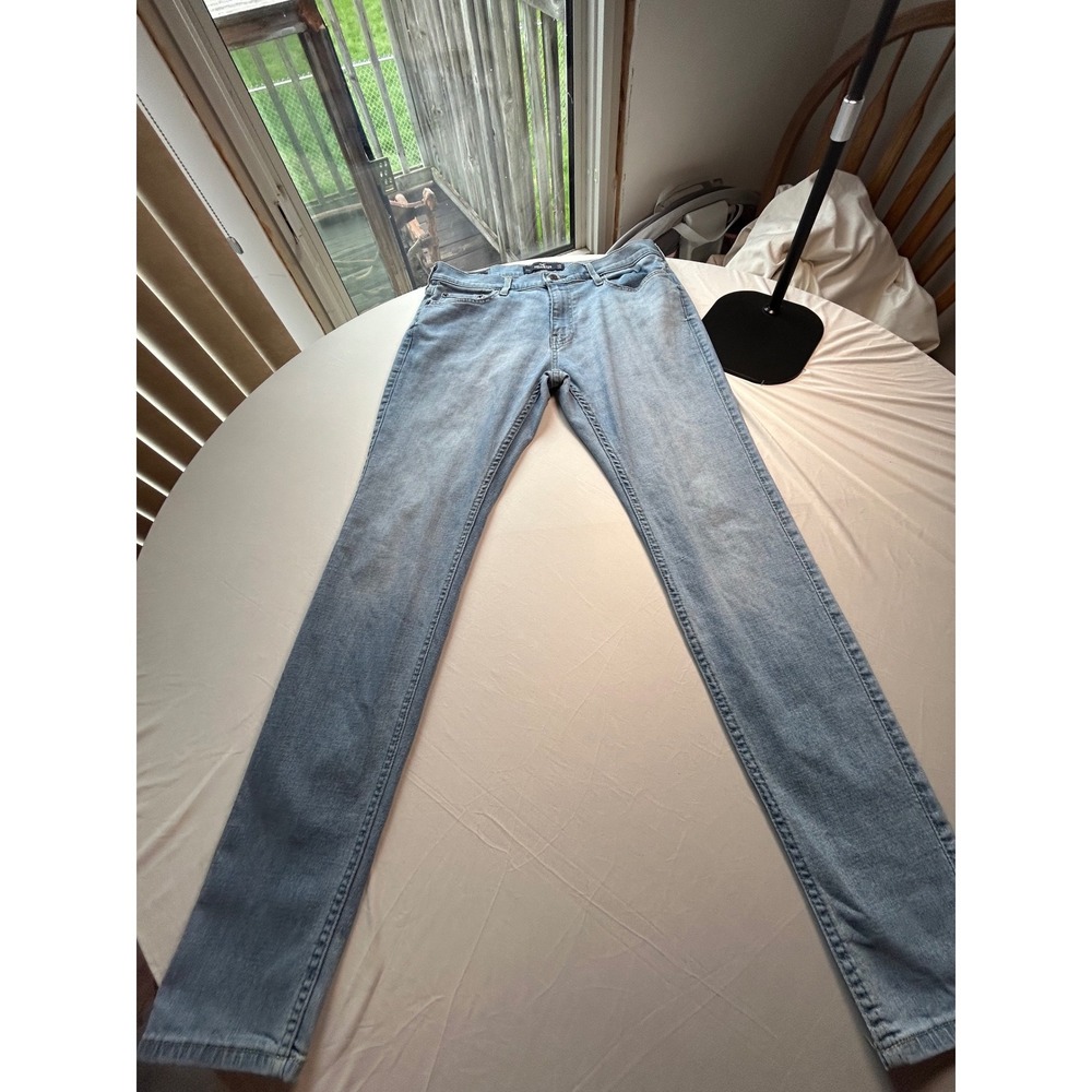 Hollister Epic Flex Slim Straight Jeans Mens 34x32 Light Wash Blue Denim